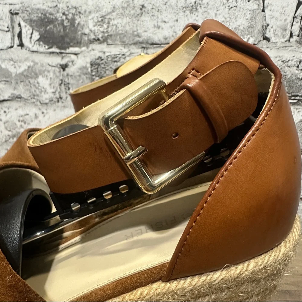 EUC Marc Fisher Tan and Black Espadrille Wedges Size 7.5M